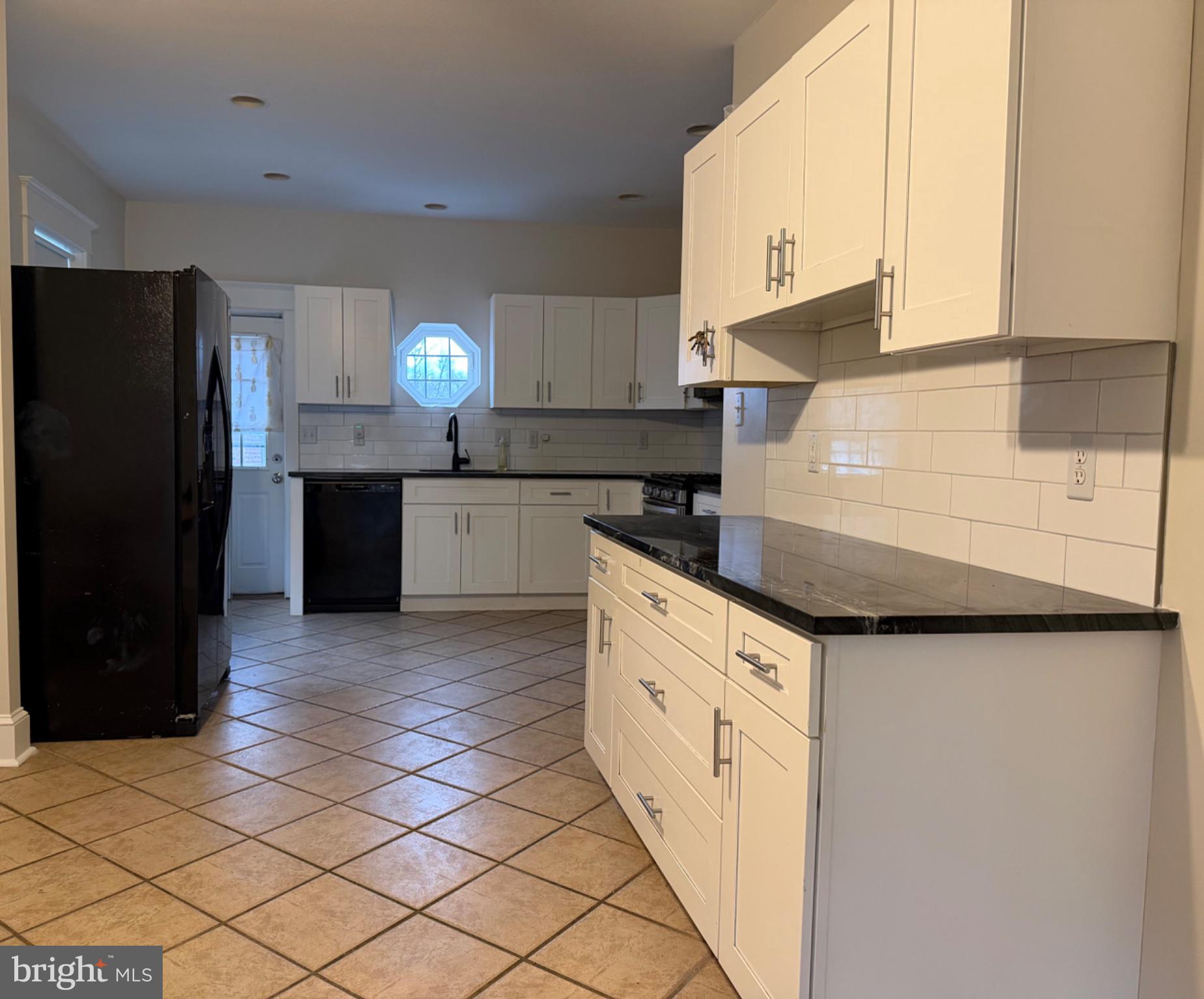 7623 Verree Road Philadelphia, PA 19111 - Photo 6 of 21 Modern kitchen with sleek finishes.