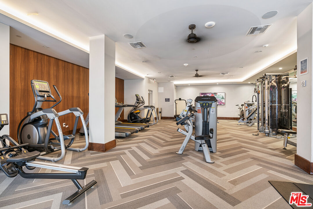 10601 Washington Boulevard, Unit 217 Culver City, CA 90232 - Photo 26 of 29 a view of a room with gym equipment