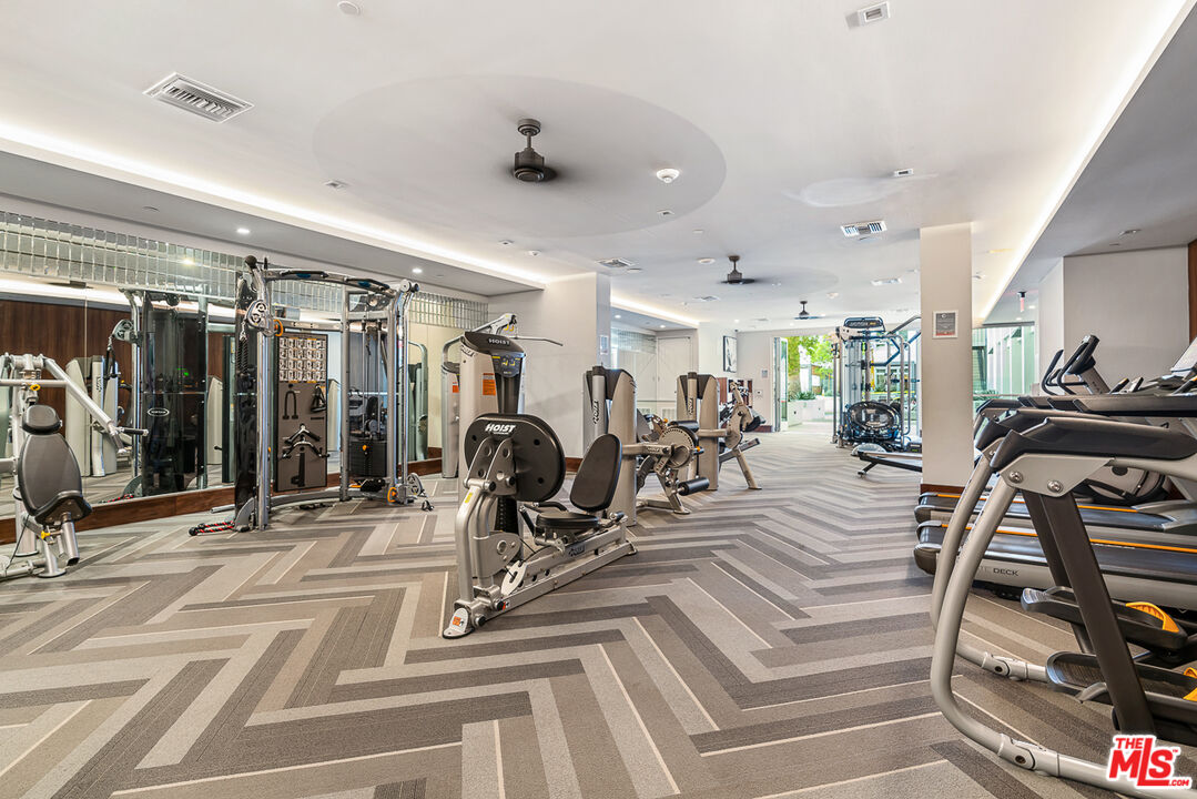 10601 Washington Boulevard, Unit 217 Culver City, CA 90232 - Photo 27 of 29 a view of a room with gym equipment
