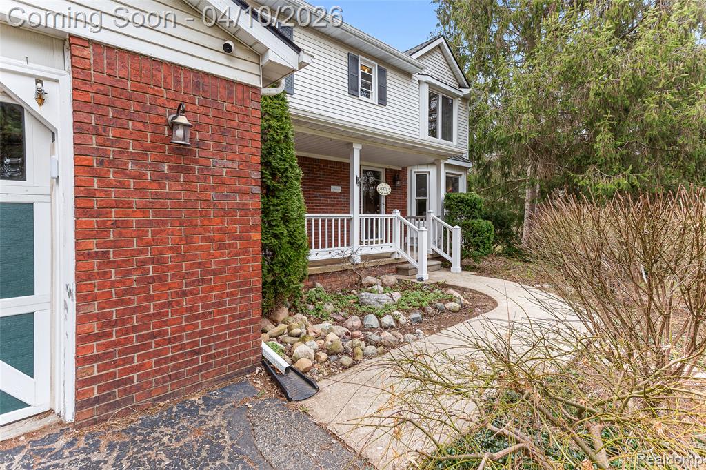 6374 Rickett Road Brighton, MI 48116 - Photo 41 of 73 Gallery Image 41