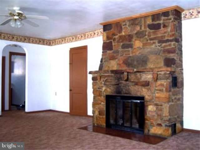 263 Longs Gap Road Carlisle, PA 17013 - Photo 4 of 12 Gallery Image 4