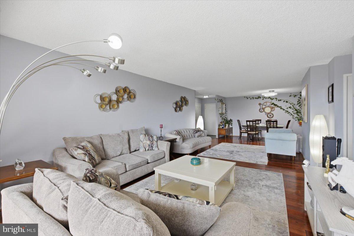 1800 Old Meadow Road, Unit 1204 McLean, VA 22102 - Photo 11 of 36