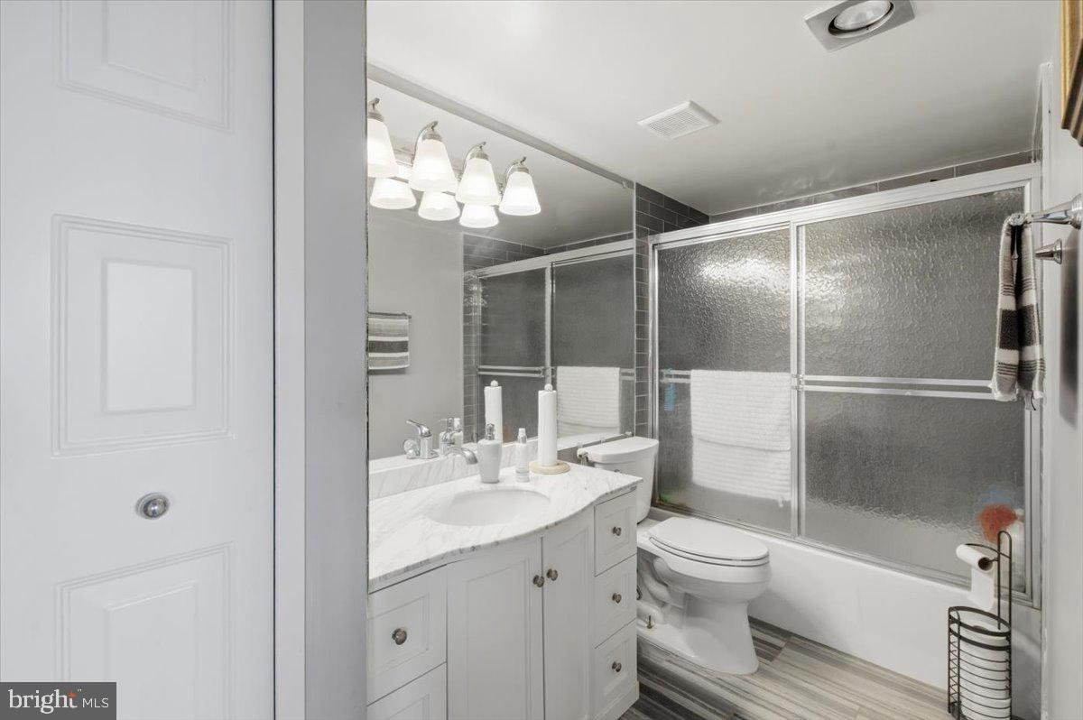 1800 Old Meadow Road, Unit 1204 McLean, VA 22102 - Photo 26 of 36