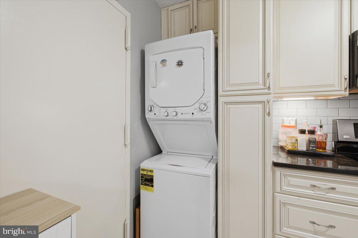 1800 Old Meadow Road, Unit 1204 McLean, VA 22102 - Photo 29 of 36