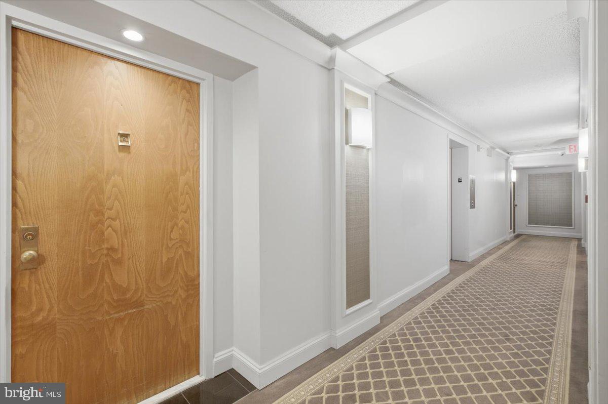 1800 Old Meadow Road, Unit 1204 McLean, VA 22102 - Photo 8 of 36