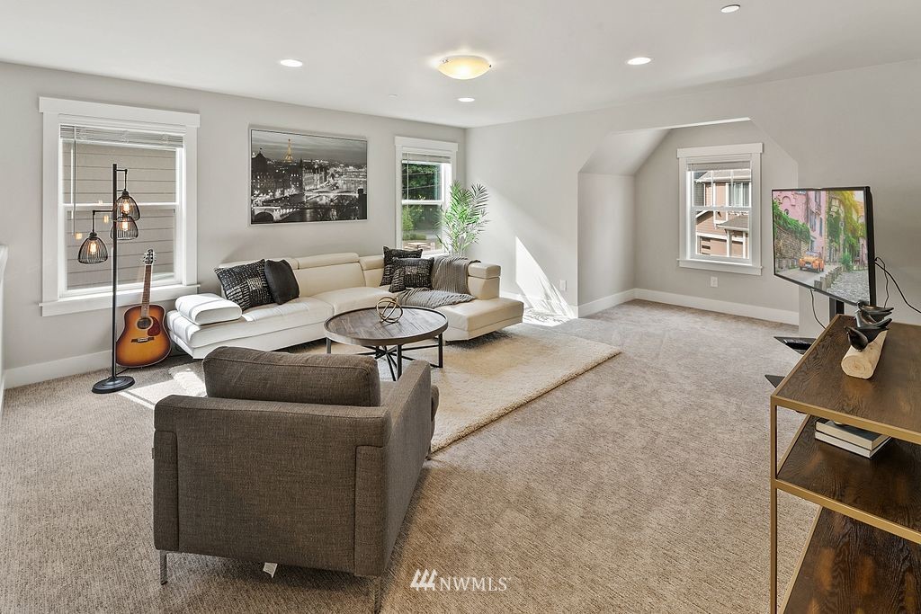 928 221st Place Southeast, Unit 6N Bothell, WA 98021 - Photo 3 of 40