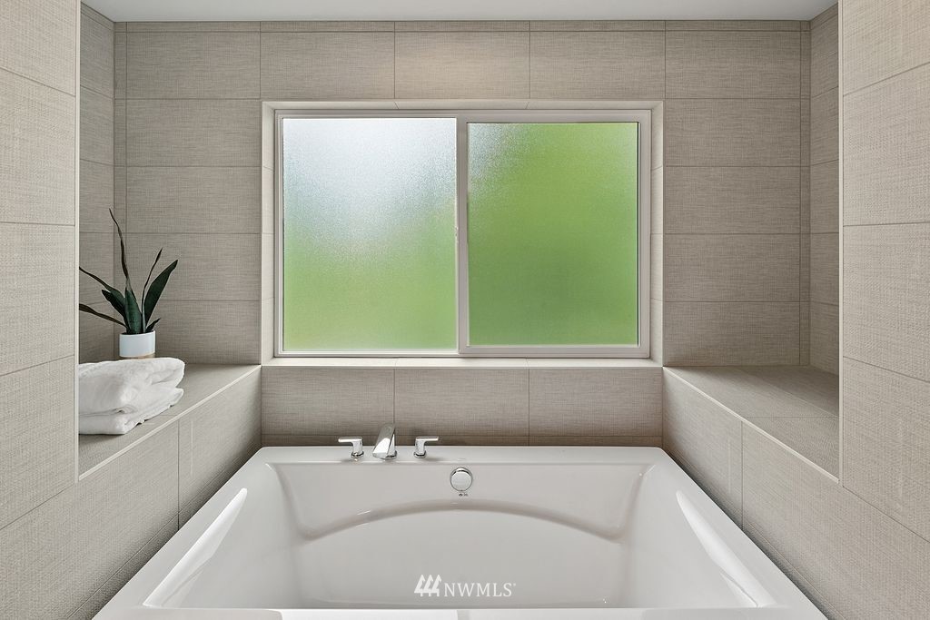928 221st Place Southeast, Unit 6N Bothell, WA 98021 - Photo 25 of 40