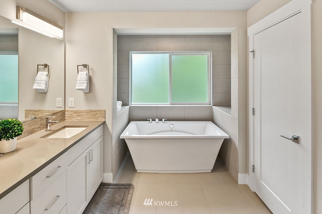 928 221st Place Southeast, Unit 6N Bothell, WA 98021 - Photo 26 of 40