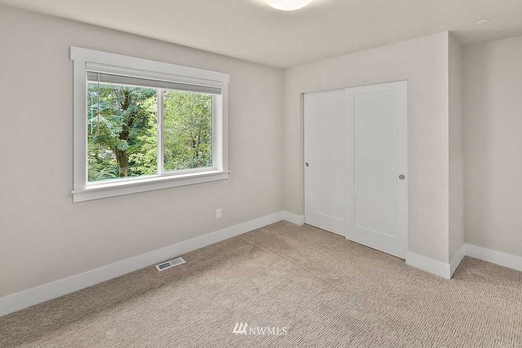 928 221st Place Southeast, Unit 6N Bothell, WA 98021 - Photo 31 of 40