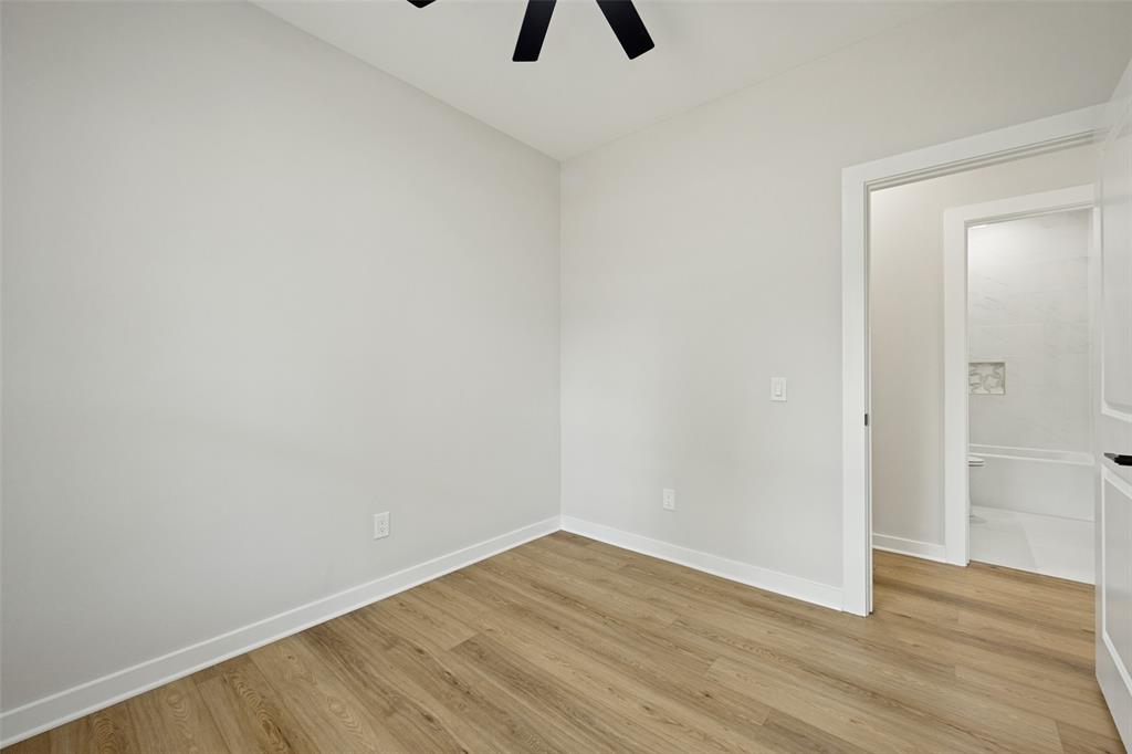 216 West Cardinal Street Ector, TX 75439 - Photo 16 of 26