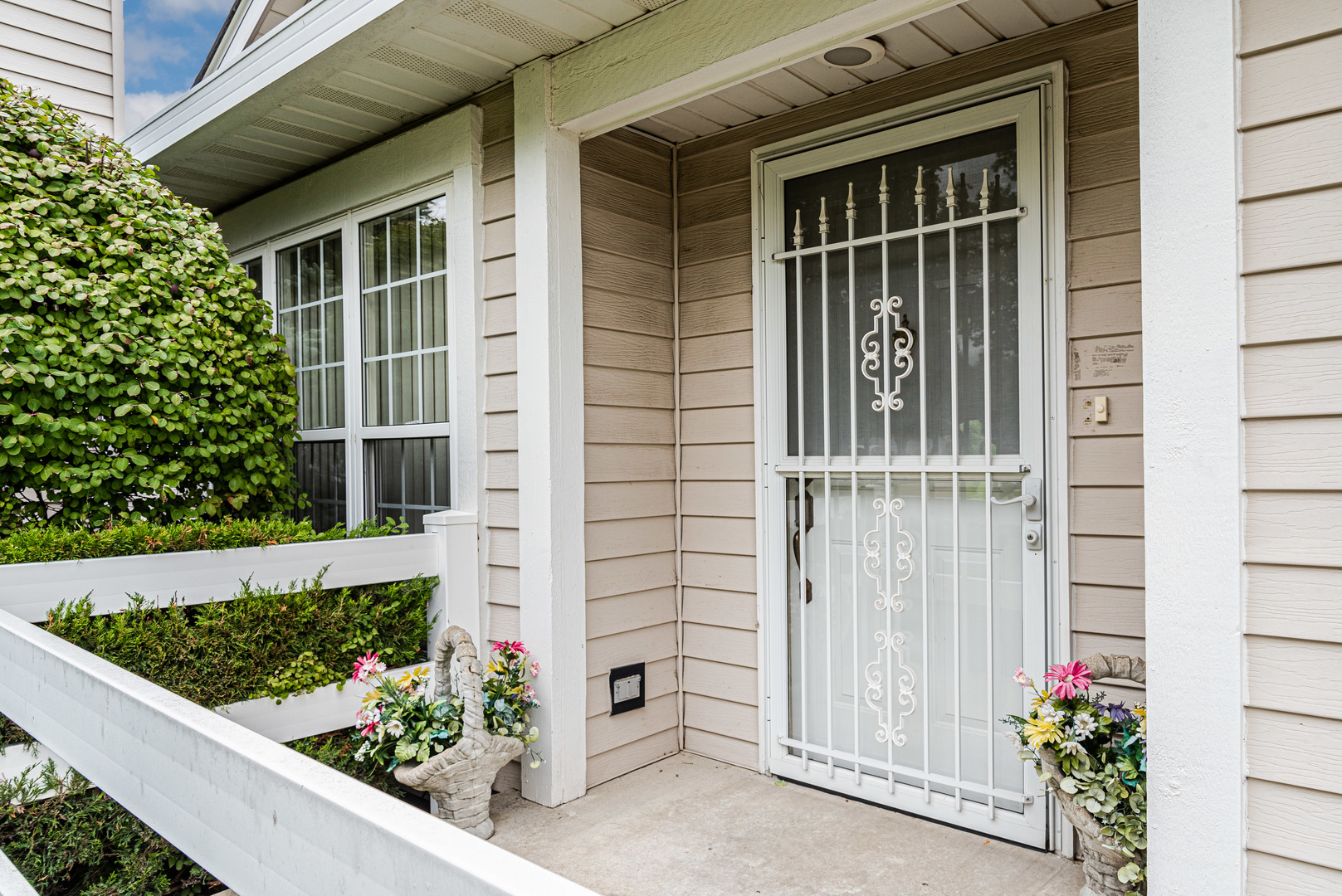 298 Haber Road Cary, IL 60013 - Photo 2 of 22 Gallery Image 2
