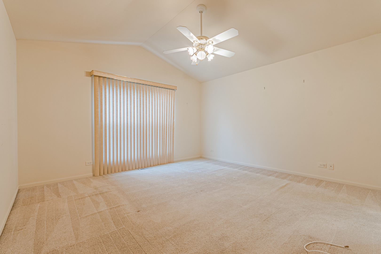 298 Haber Road Cary, IL 60013 - Photo 12 of 22 Gallery Image 12