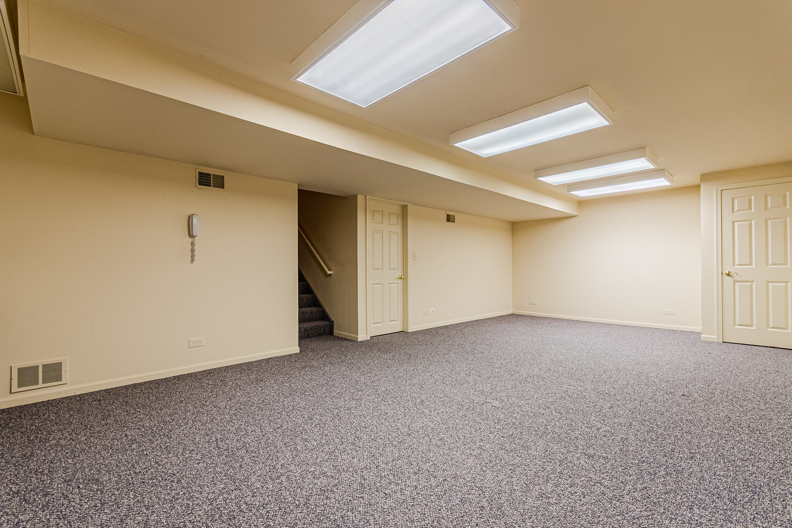 298 Haber Road Cary, IL 60013 - Photo 20 of 22 Gallery Image 20