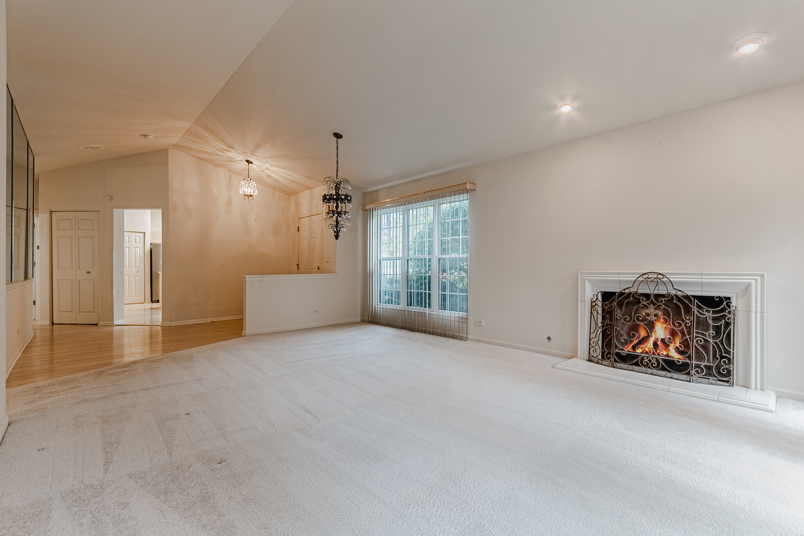 298 Haber Road Cary, IL 60013 - Photo 4 of 22 Gallery Image 4