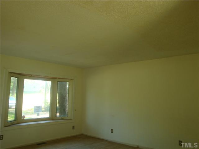 1009 Suffolk Boulevard Raleigh, NC 27603 - Photo 2 of 5 Gallery Image 2