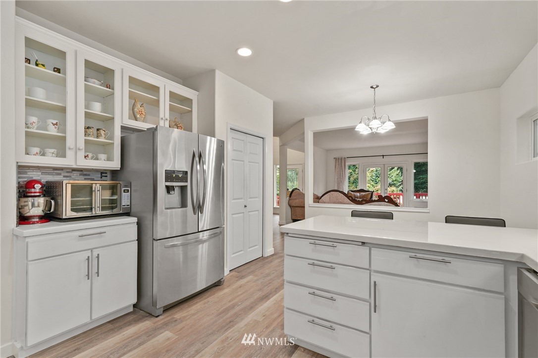1228 186th Street Southeast Bothell, WA 98012 - Photo 16 of 40 Gallery Image 16