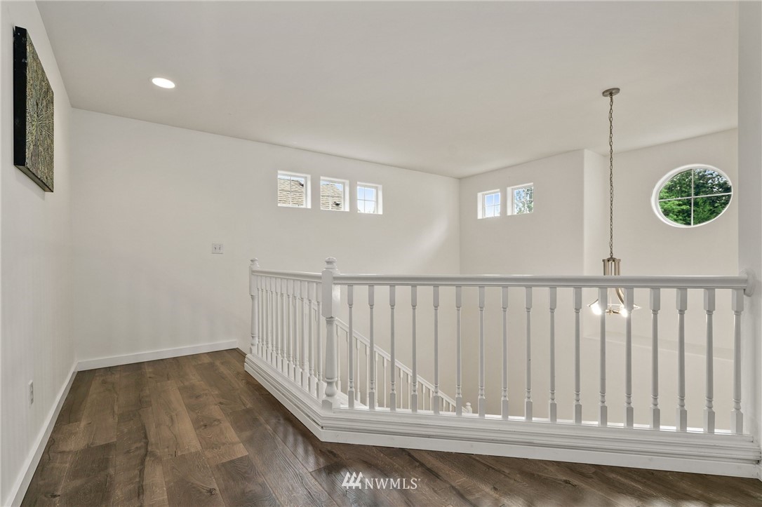 1228 186th Street Southeast Bothell, WA 98012 - Photo 25 of 40 Gallery Image 25