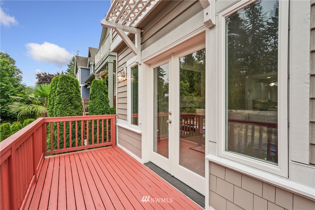 1228 186th Street Southeast Bothell, WA 98012 - Photo 5 of 40 Gallery Image 5