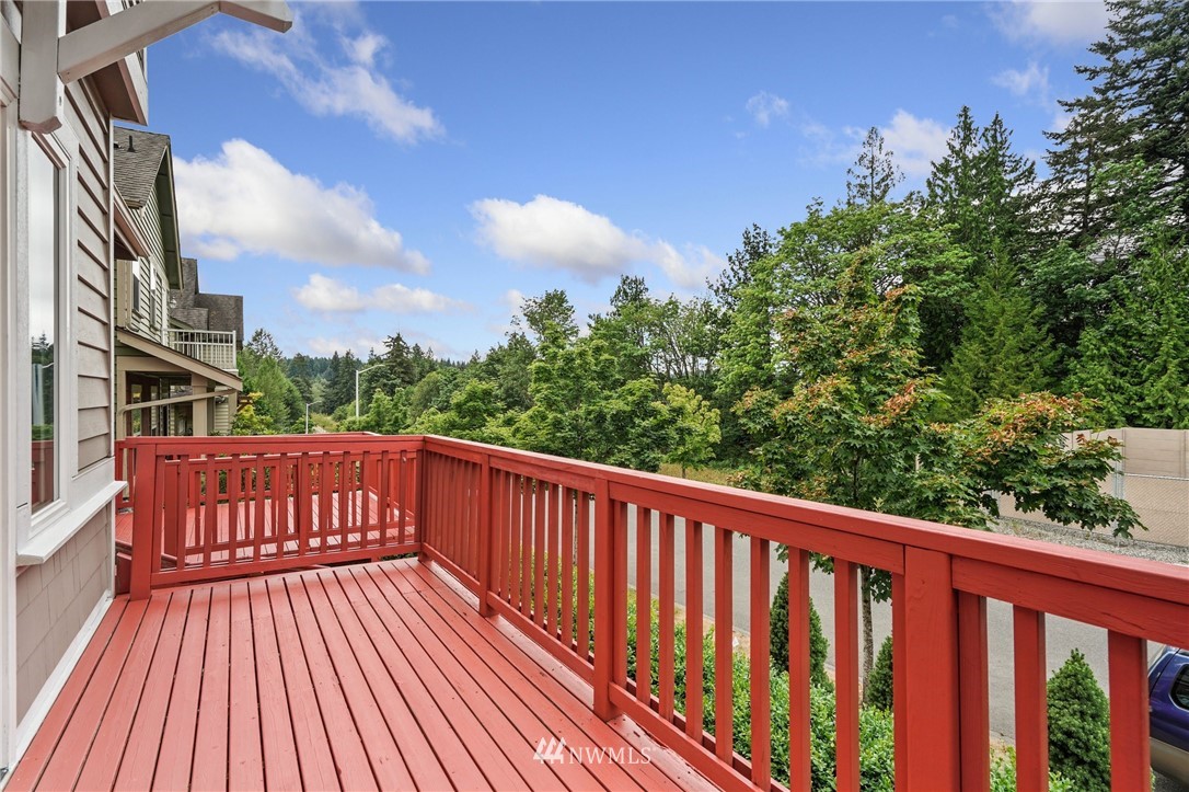 1228 186th Street Southeast Bothell, WA 98012 - Photo 6 of 40 Gallery Image 6