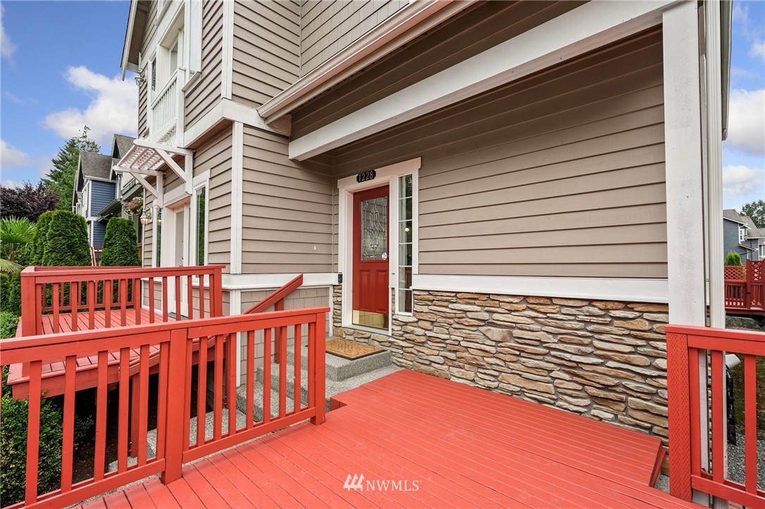 1228 186th Street Southeast Bothell, WA 98012 - Photo 7 of 40 Gallery Image 7