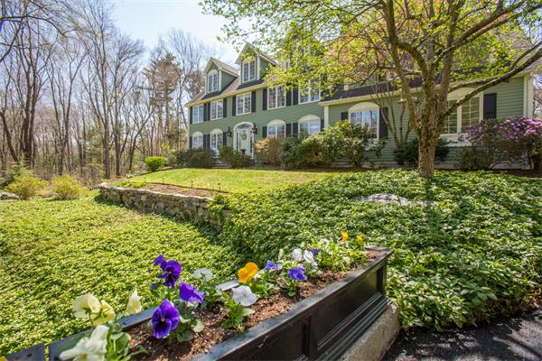 6 Justin Road Natick, MA 01760 - Photo 2 of 30 Gallery Image 2