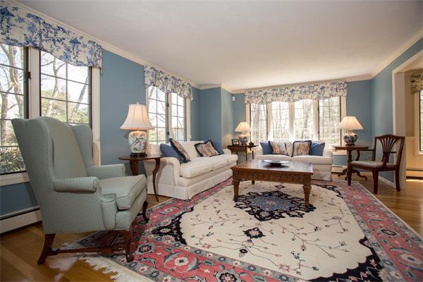 6 Justin Road Natick, MA 01760 - Photo 5 of 30 Gallery Image 5