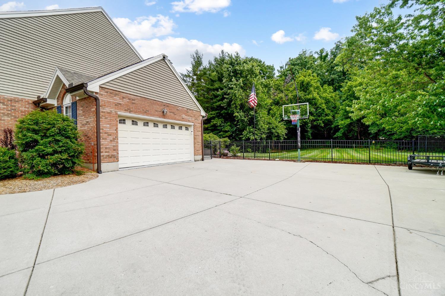 6296 Berauer Road Cincinnati, OH 45248 - Photo 33 of 33