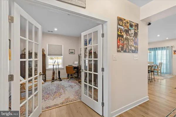 a view of livingroom with furniture and windows