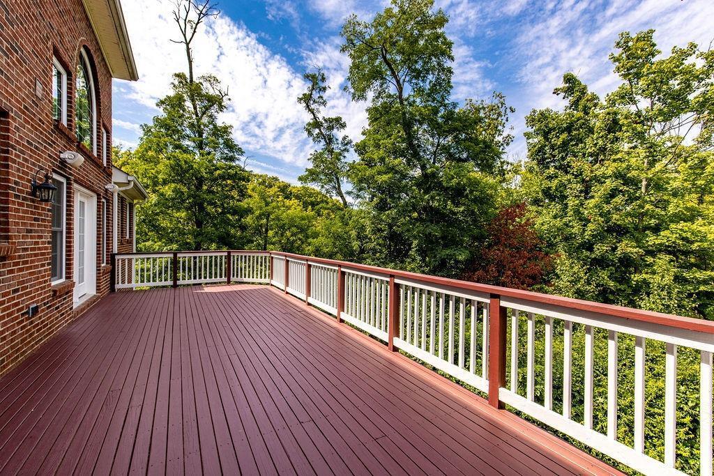 6020 Dry Ridge Road Cincinnati, OH 45252 - Photo 7 of 48 Gallery Image 7