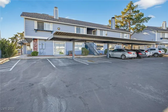 $184,900 | 5330 Rod Court, Unit 102, Las Vegas, NV 89122