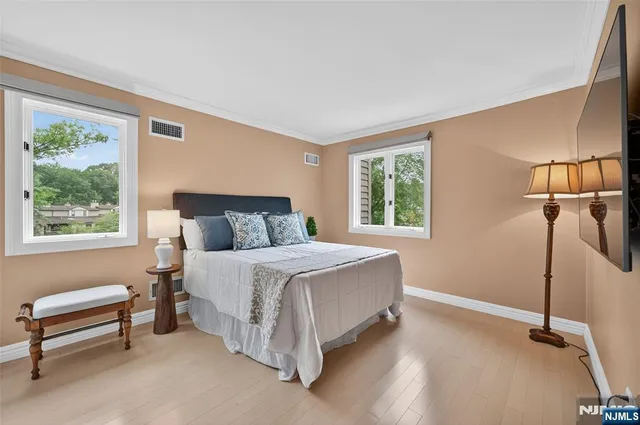 $675,000 | 30 Peach Hill Court, Ramsey, NJ 07446