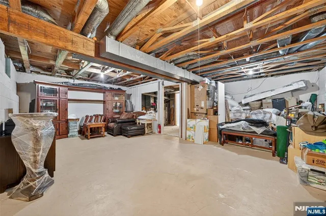 $675,000 | 30 Peach Hill Court, Ramsey, NJ 07446