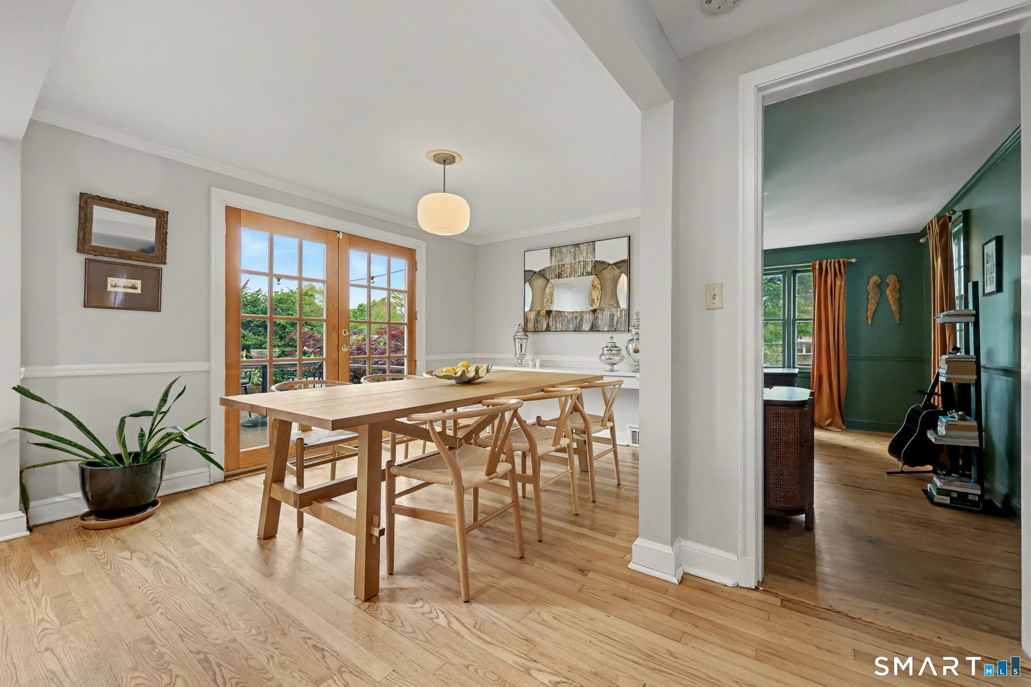 50 Crown Street Trumbull, CT 06611 - Photo 8 of 29