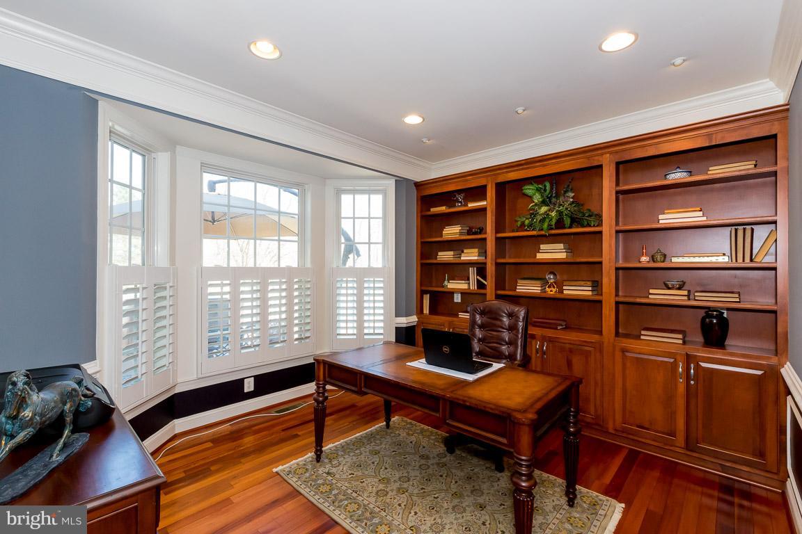 6042 Detrick Road Mount Airy, MD 21771 - Photo 6 of 30 Library with built ins and overlooking pool