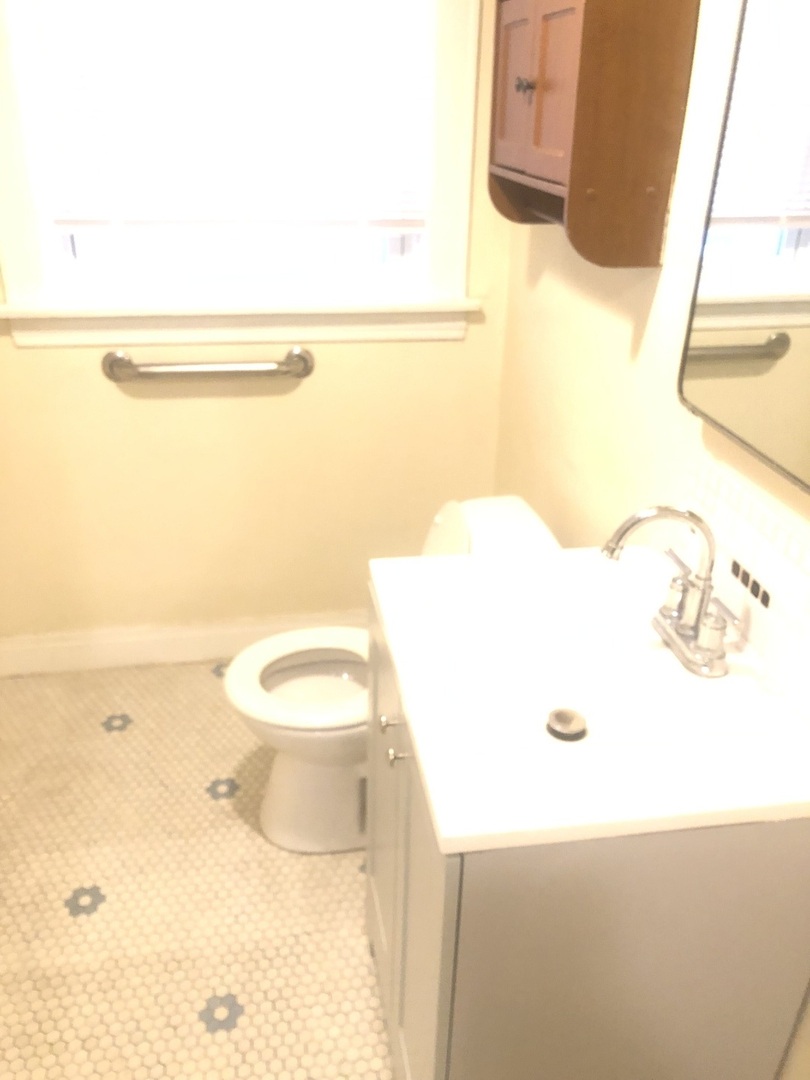 1632 Ridgeland Avenue, Unit GDN Berwyn, IL 60402 - Photo 7 of 11