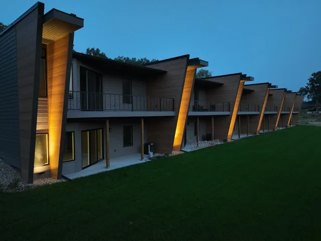 $564,900 | 210 Yard Perfect Drive, La Porte, IN 46350