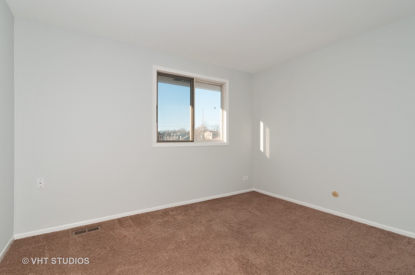 1138 Rhodes Court, Unit 1138 Wheaton, IL 60189 - Photo 10 of 16