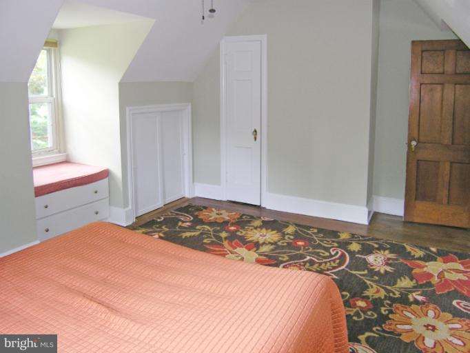 417 Ellsworth Drive Silver Spring, MD 20910 - Photo 11 of 24 Bedroom (Master)