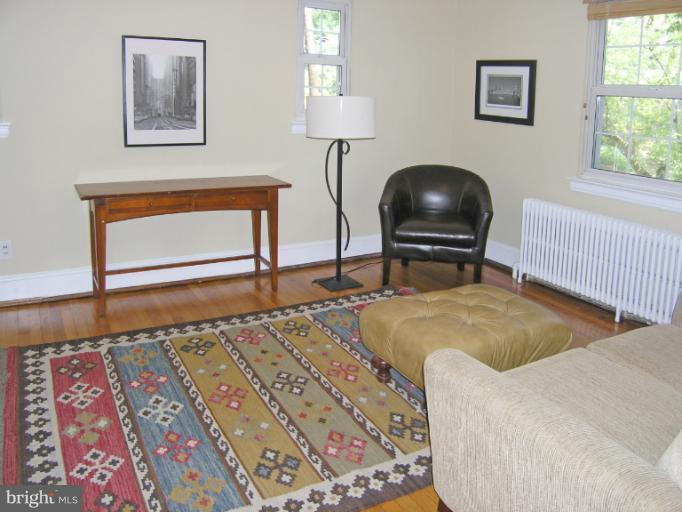 417 Ellsworth Drive Silver Spring, MD 20910 - Photo 16 of 24 Interior (General)