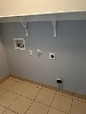 $250,000 | 13033 Jelly Palm Trail, Elgin, TX 78621