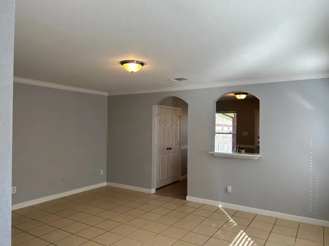 $250,000 | 13033 Jelly Palm Trail, Elgin, TX 78621