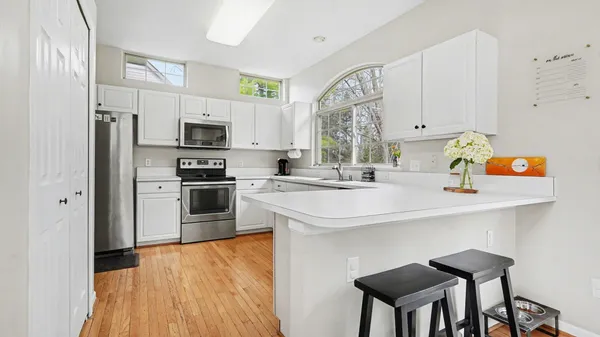 $475,000 | 5692 Versailles Avenue, Ann Arbor, MI 48103
