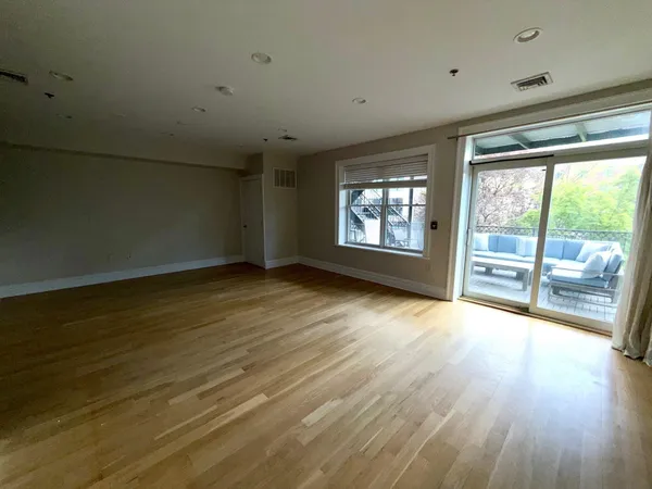 $5,975 | 703 Adams Street, Unit 2, Hoboken, NJ 07030
