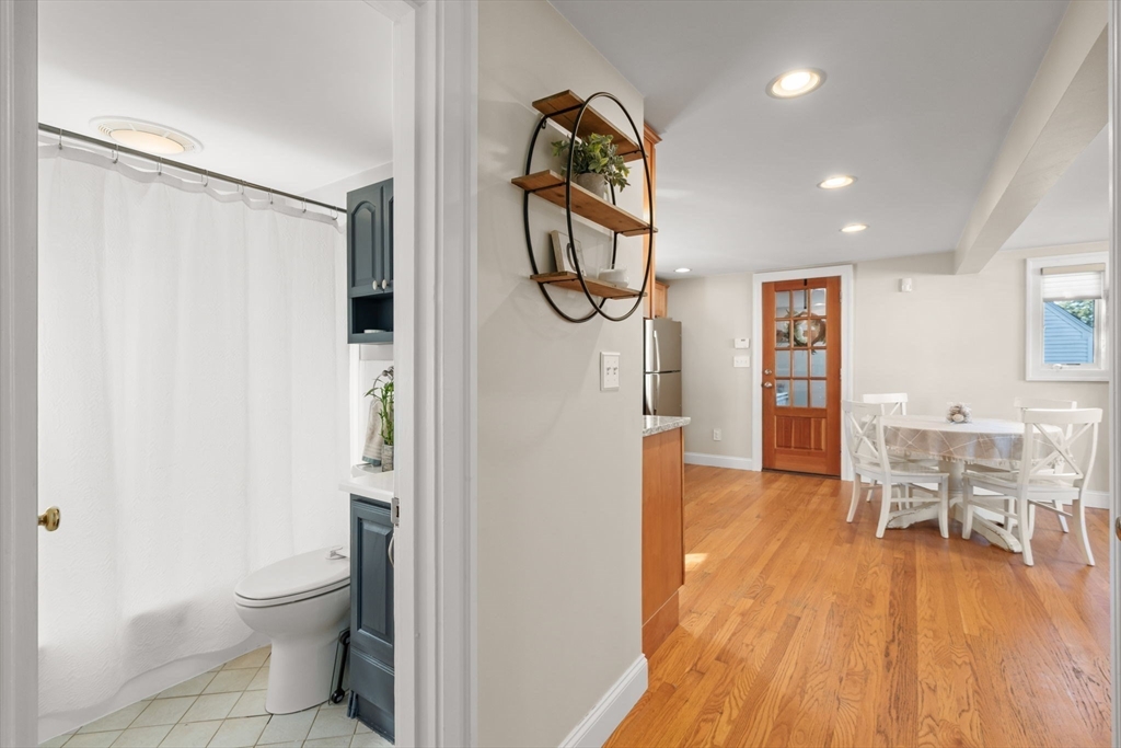 13 Windsor Road Beverly, MA 01915 - Photo 21 of 42 Gallery Image 21