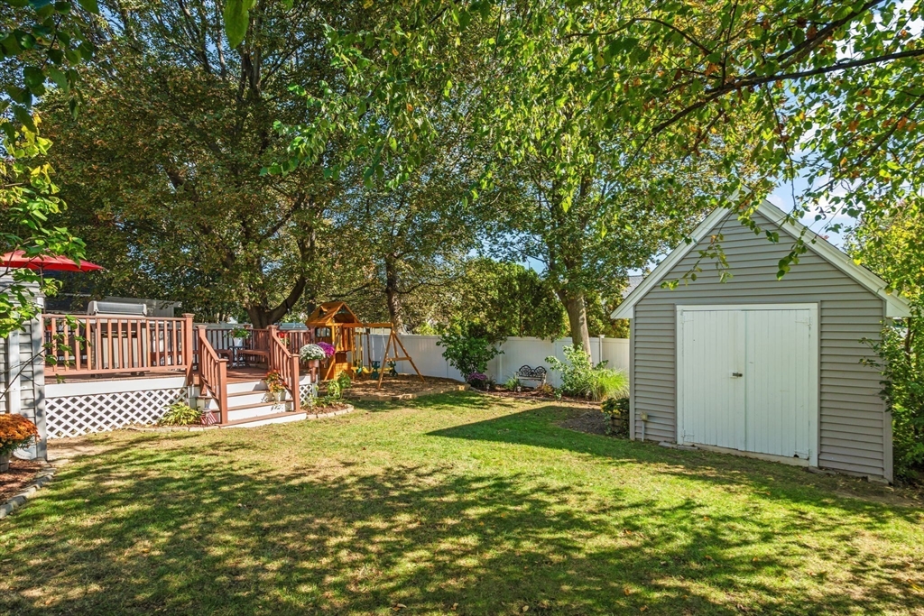 13 Windsor Road Beverly, MA 01915 - Photo 9 of 42 Gallery Image 9