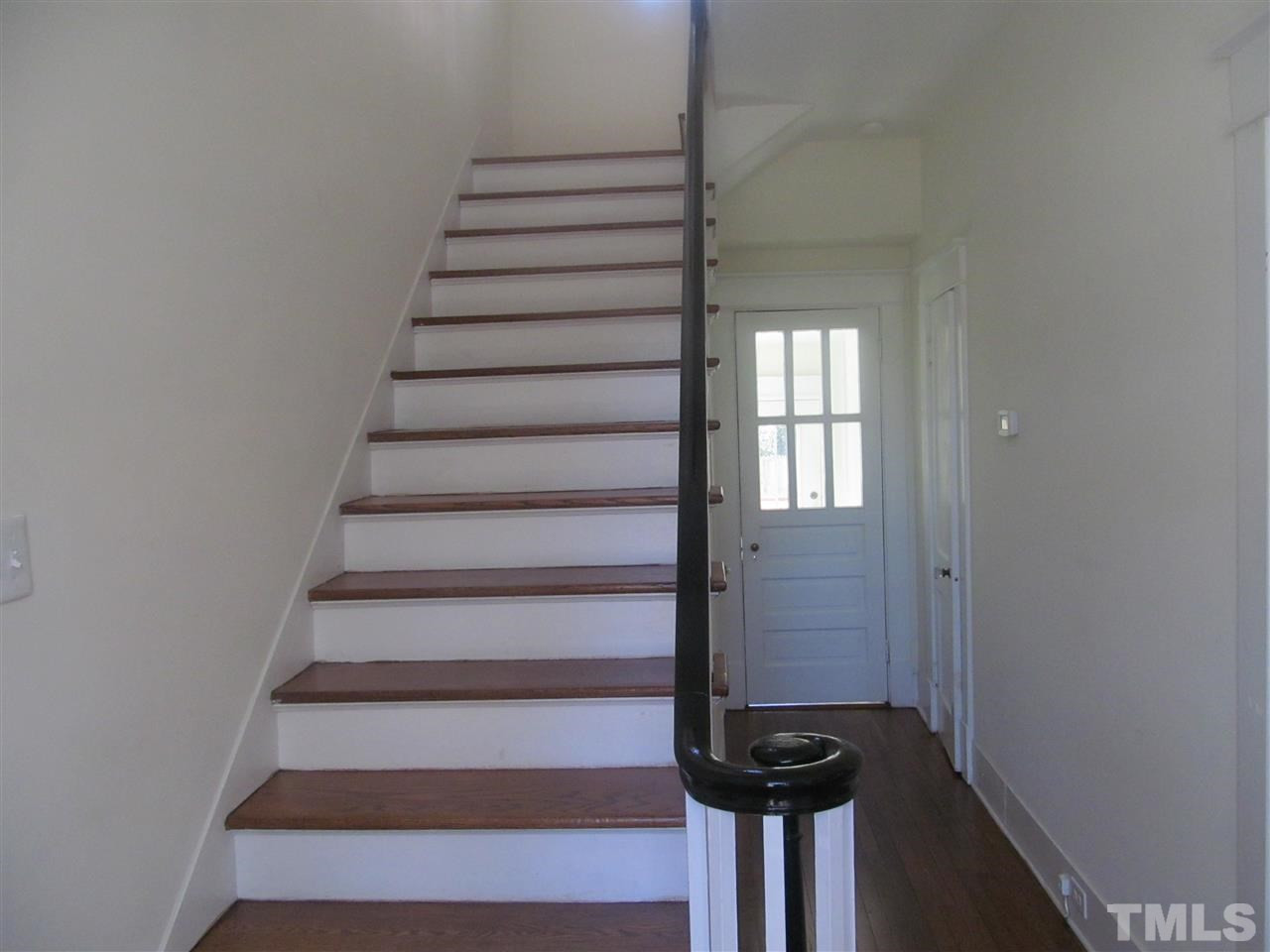 318 Morrison Avenue Raleigh, NC 27608 - Photo 2 of 25 foyer