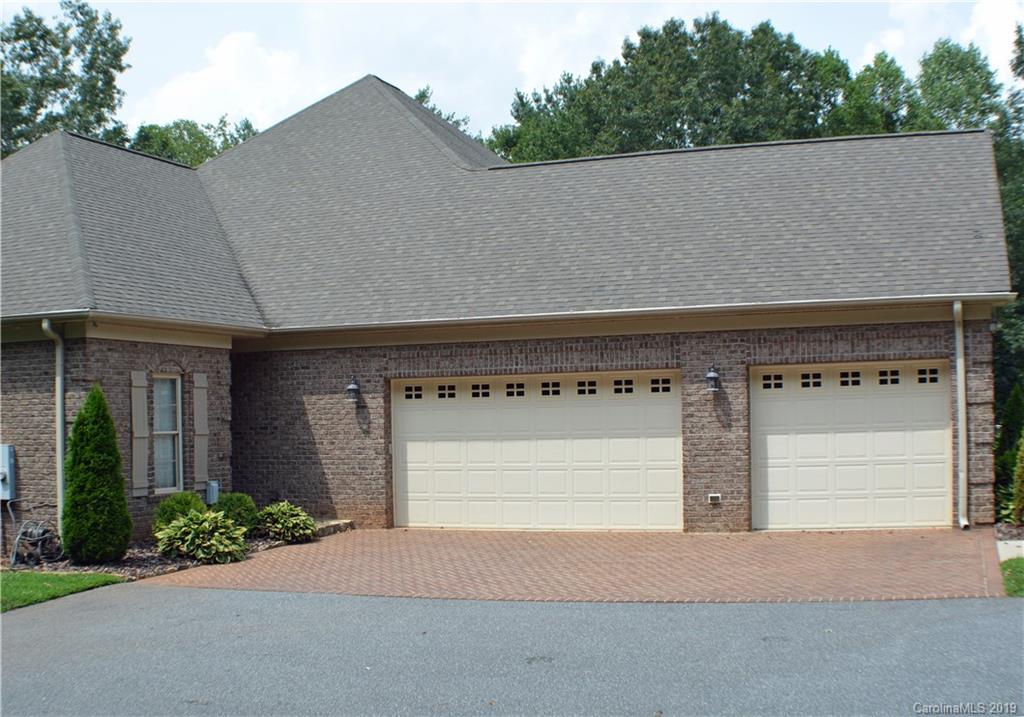 8024 White Oak Rd Union Grove Union Grove, NC 28689 - Photo 2 of 25