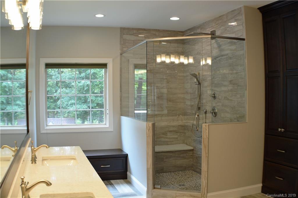 8024 White Oak Rd Union Grove Union Grove, NC 28689 - Photo 11 of 25