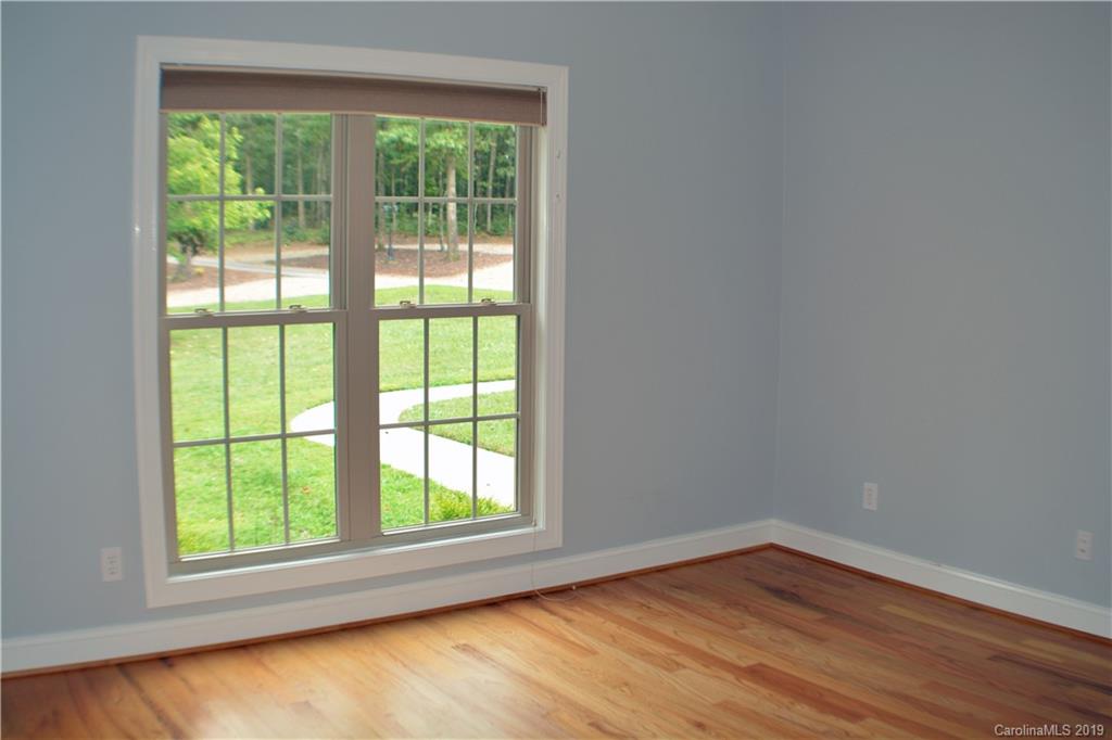 8024 White Oak Rd Union Grove Union Grove, NC 28689 - Photo 12 of 25
