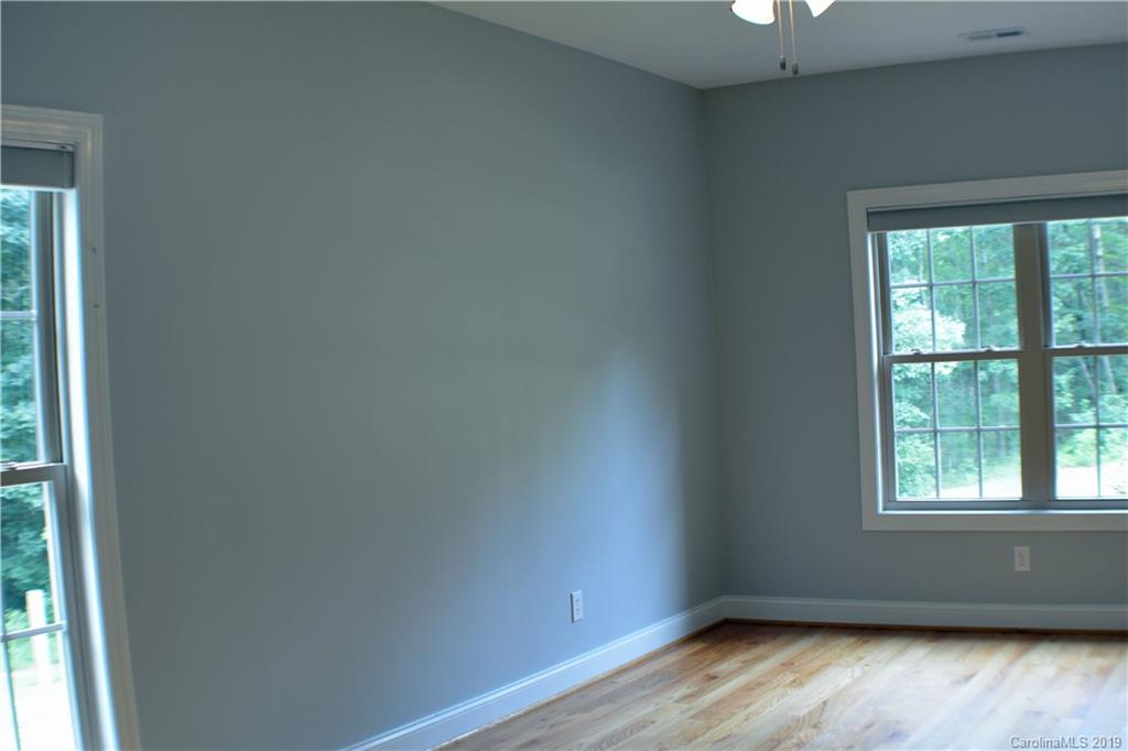 8024 White Oak Rd Union Grove Union Grove, NC 28689 - Photo 13 of 25